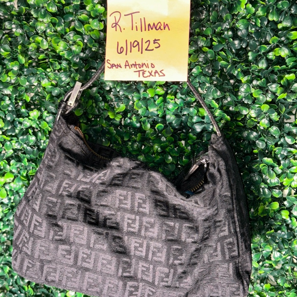 Fendi Black Shoulder Bag with Iconic Design
